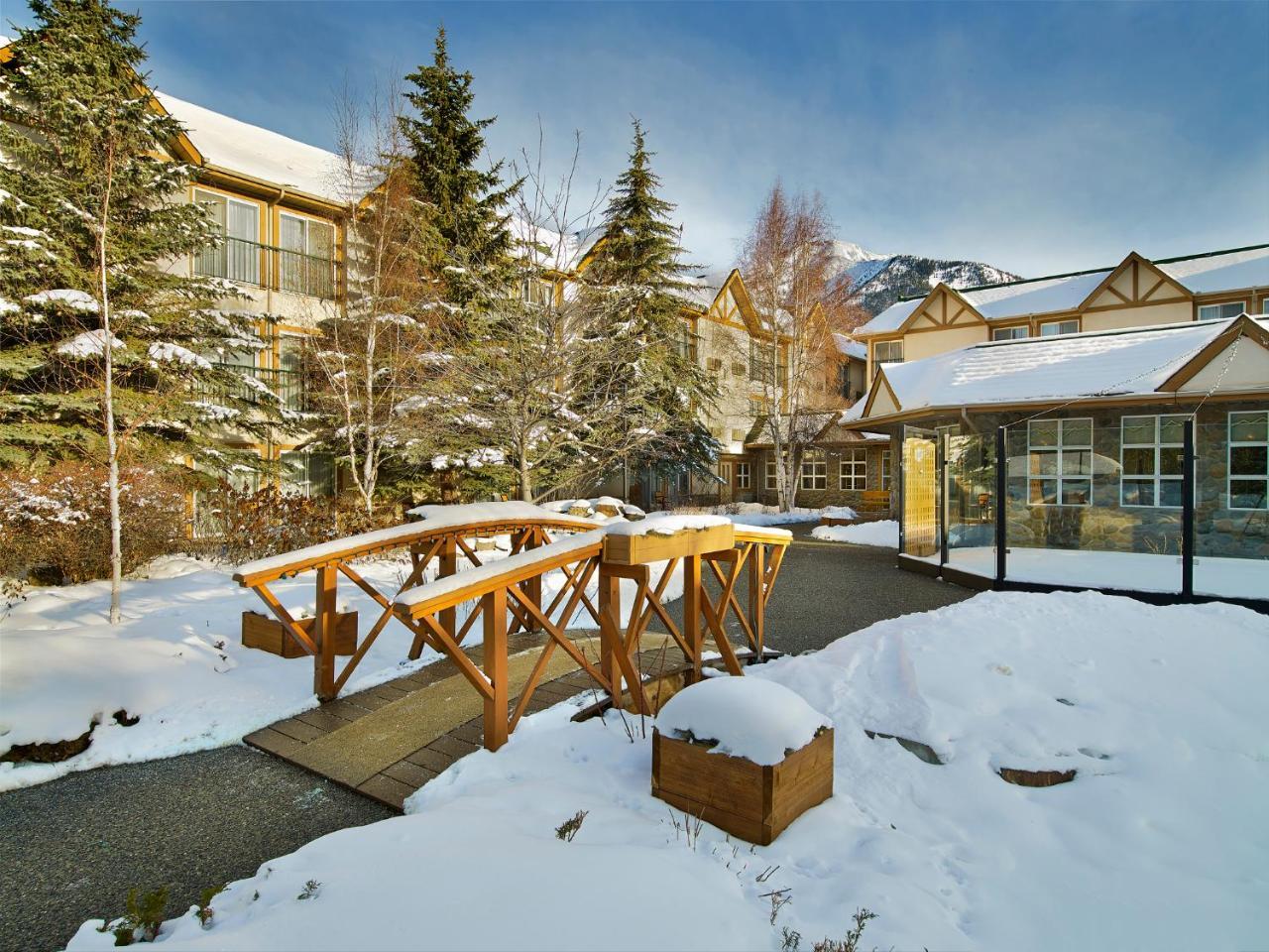 Coast Canmore Hotel & Conference Centre Екстер'єр фото