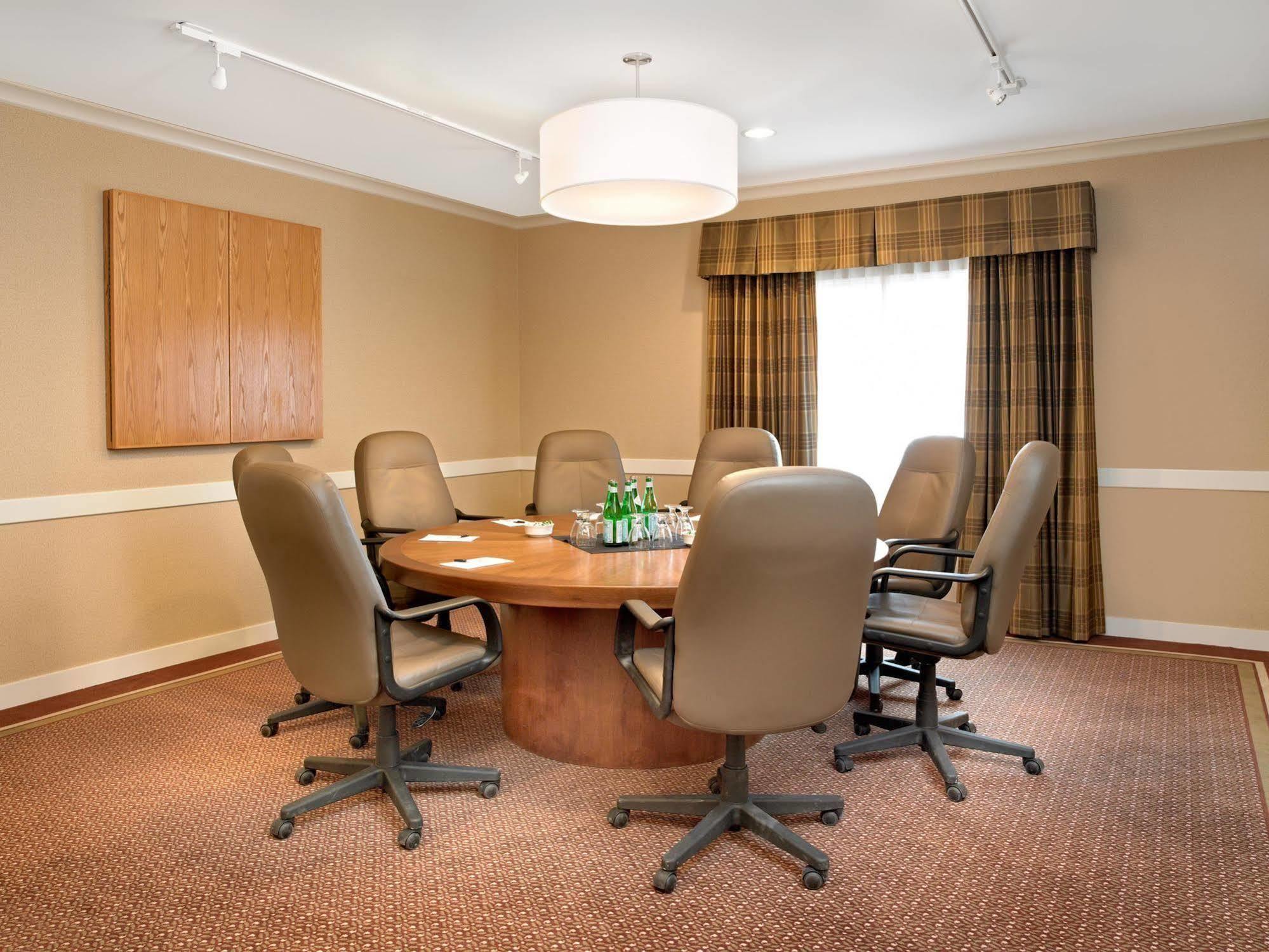 Coast Canmore Hotel & Conference Centre Зручності фото