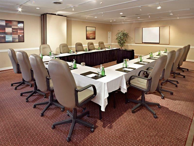Coast Canmore Hotel & Conference Centre Екстер'єр фото