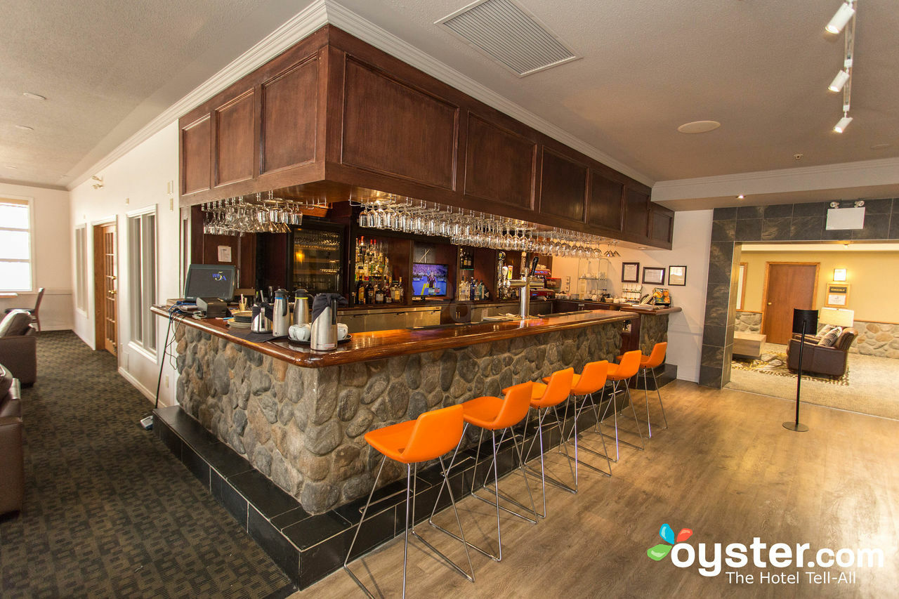 Coast Canmore Hotel & Conference Centre Екстер'єр фото