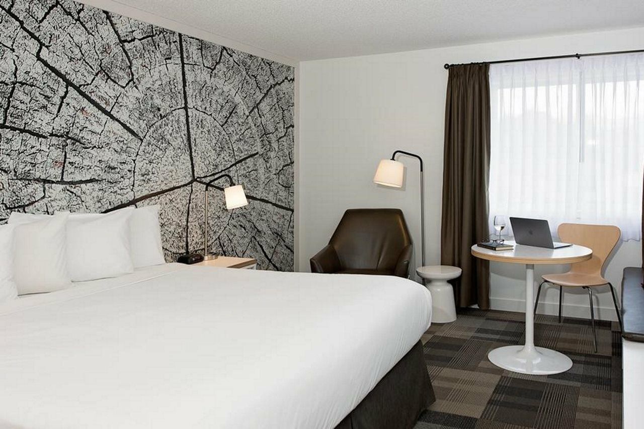 Coast Canmore Hotel & Conference Centre Екстер'єр фото